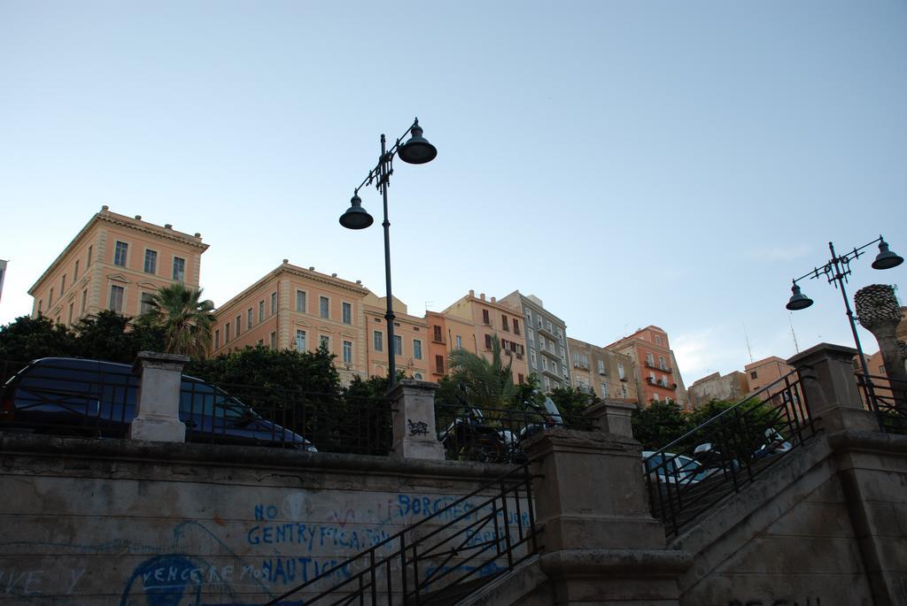 Appartamento Il Lilla Cagliari Bagian luar foto