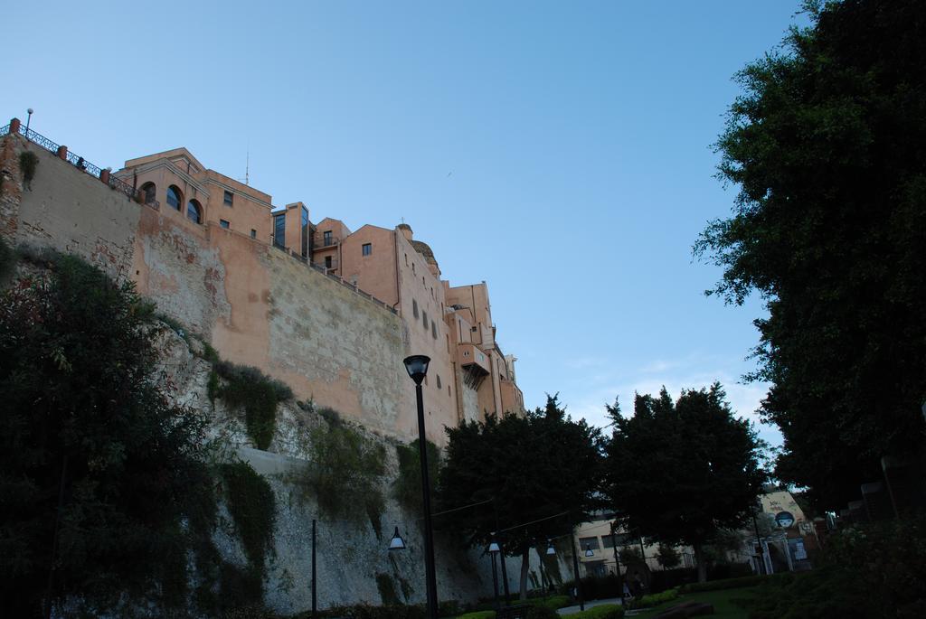 Appartamento Il Lilla Cagliari Bagian luar foto