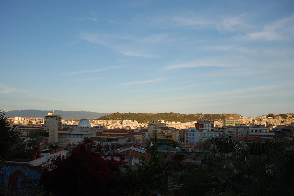 Appartamento Il Lilla Cagliari Bagian luar foto