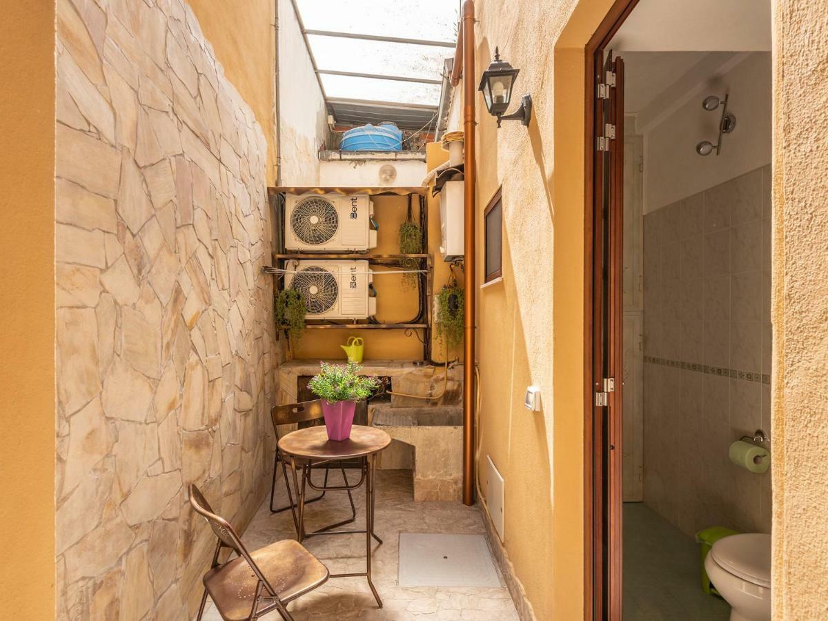 Appartamento Il Lilla Cagliari Bagian luar foto